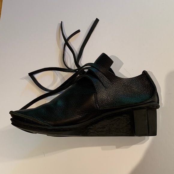 Trippen size 38 Goddess 2” Heel Black Ankle Black Shoe - Picture 8 of 10